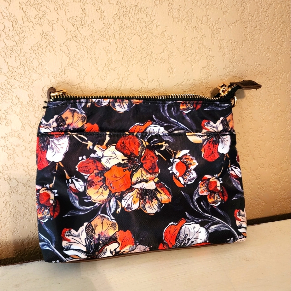 Cosmetic bag